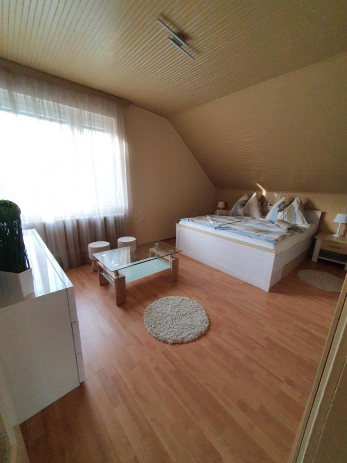 Apartman Ilike Balatonfured Luaran gambar