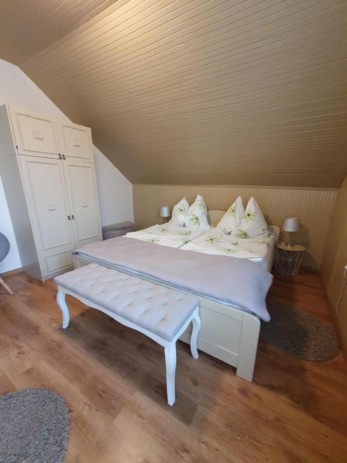 Apartman Ilike Balatonfured Luaran gambar