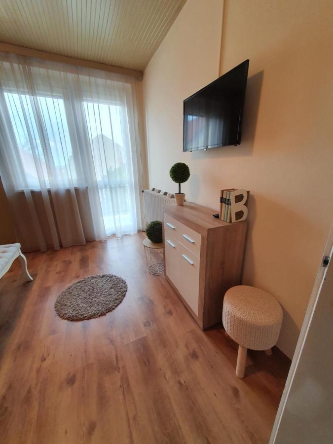 Apartman Ilike Balatonfured Luaran gambar