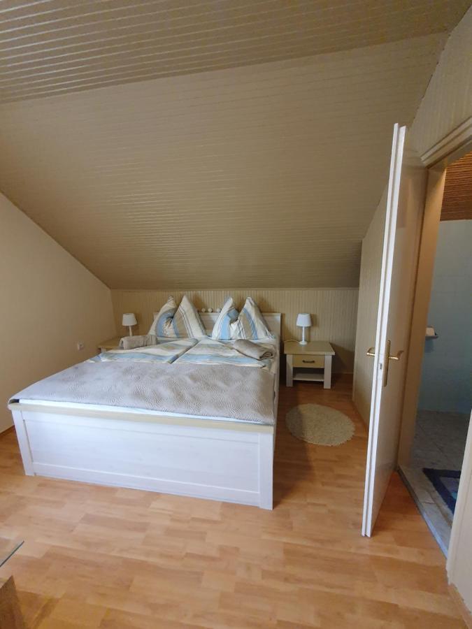 Apartman Ilike Balatonfured Luaran gambar
